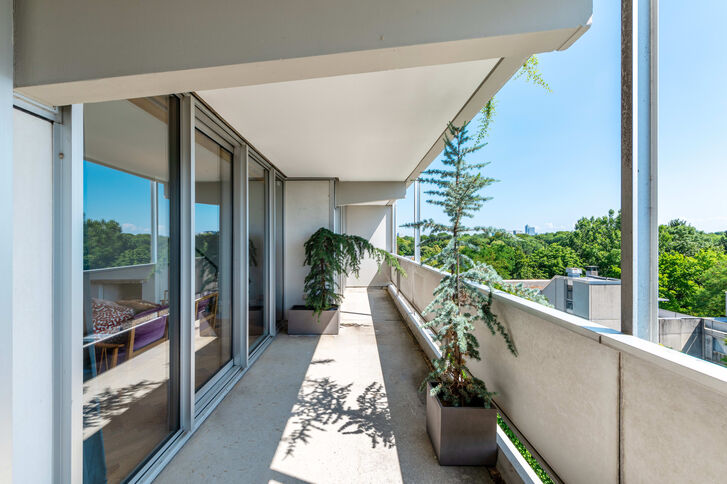 Südbalkon mit Weitblick