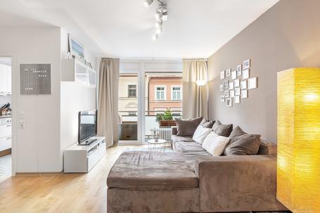 Helle 3-Zimmer-Wohnung mit zwei Balkonen in Toplage