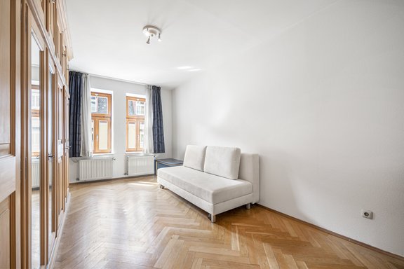 Lichterfülltes Kinderzimmer