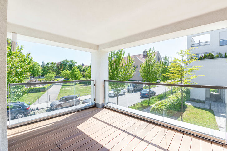Loggia mit Blick ins Grüne