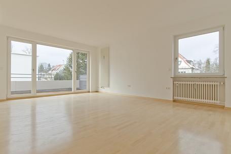 Helle sehr gut geschnittene 3-Zimmer-Wohnung mit großem Westbalkon