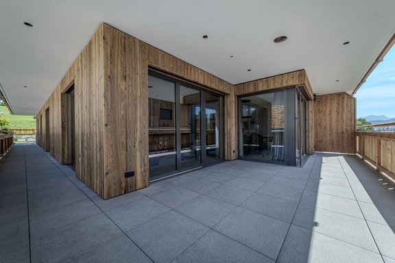 Terrasse mit Gartenzugang