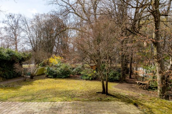 Bezaubernder Südwest-Garten