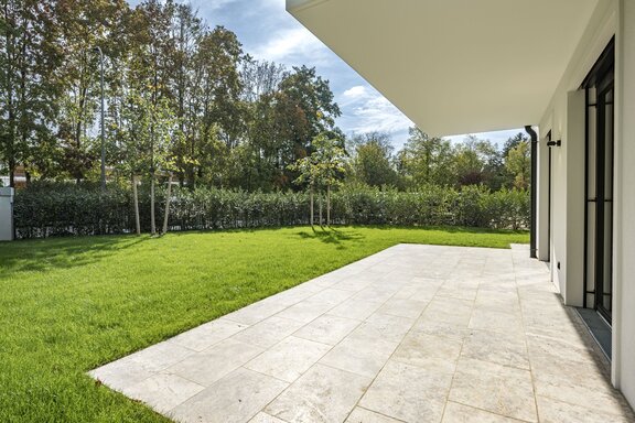 Große Südterrasse
