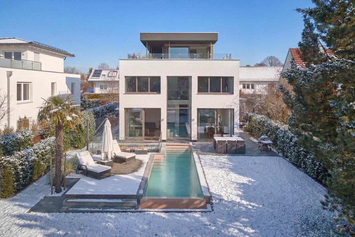 Puristischer Stil und Pool