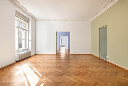 Beeindruckende Raumflucht