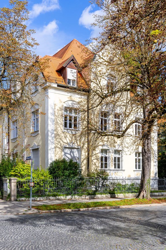 Denkmalgeschütztes Stadtpalais von 1896