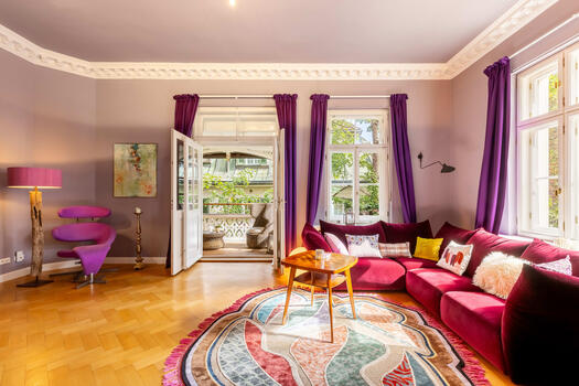 5-room apartment in an old building