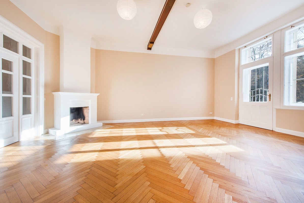 Living room with open fireplace