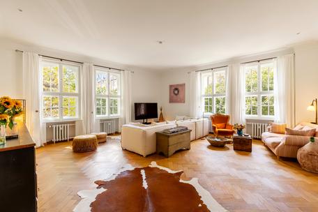 Herrschaftliche 6-Zimmer-Beletage in Jugendstil-Palais von 1912