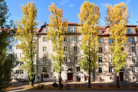 Familiengerechte Beletage über 204 m² mit Altbau-Charme und zwei Balkonen