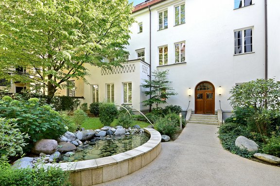 Hübsch angelegter Innenhof