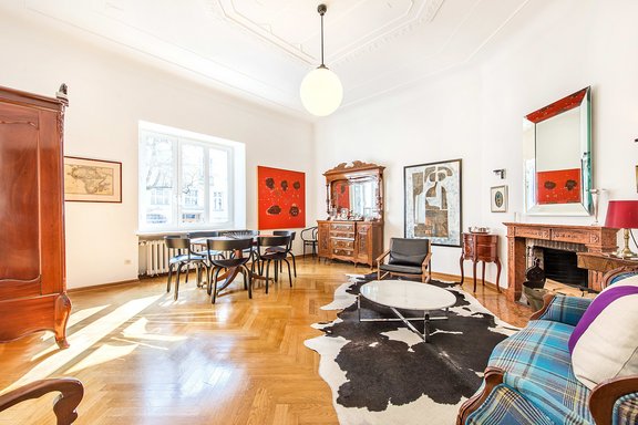 Dining room with historic art nouveau ceiling stucco