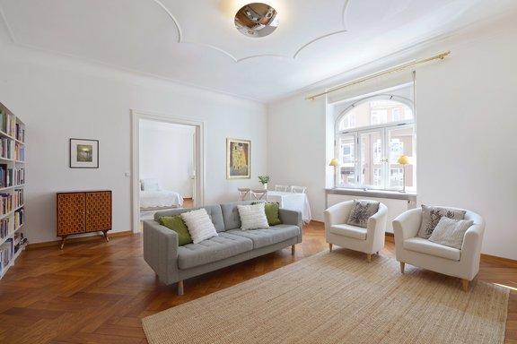 Repräsentativ Wohnen und Essen