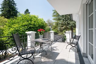 Charming West-Facing Balcony