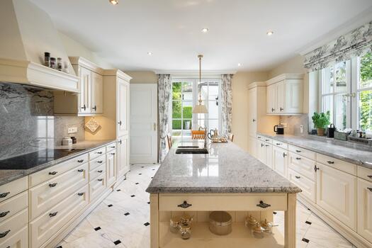 Spacious kitchen