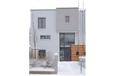 Superbly equipped new construction semi-detached house in innovative design