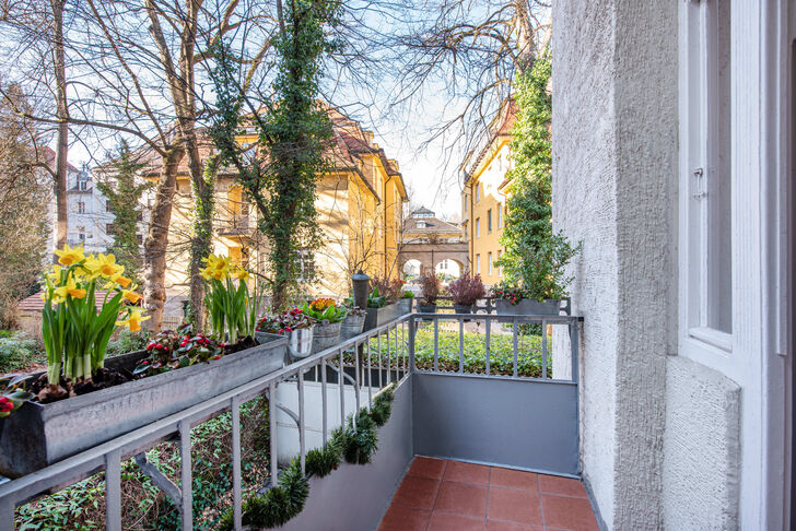 Balkon mit Blick ins Grüne