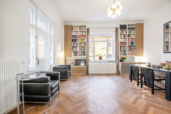 Galeriefenster bietet traumhafte Blicke nach draußen