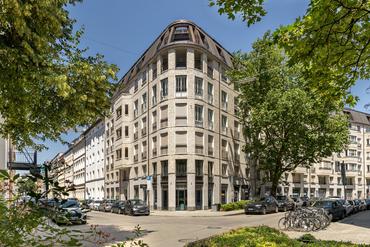 Highend-Domizil mit 4 Zimmern und stylisch-luxuriösem Interiordesign in City-Toplage