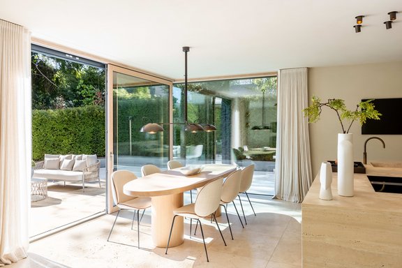 Dining area with terrace access