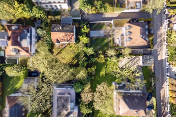 Grundstück mit Altbestand