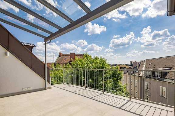 Glasüberdachte Terrasse