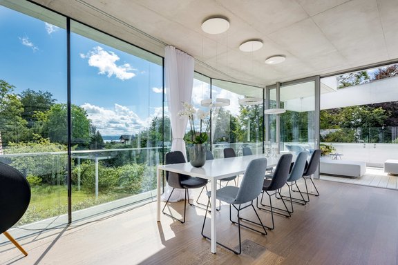 Repräsentativer Essplatz