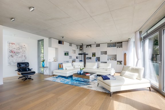 Wohnbereich mit Einbauten