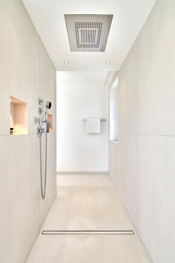 Rainsky-Dusche im Masterbad