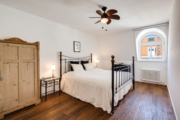 Zwei Schlafzimmer im 4. OG