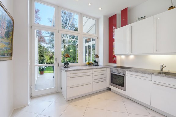 Kitchen with garden view