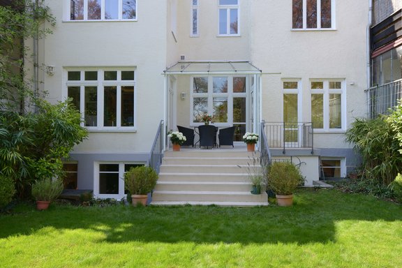 Glasüberdachte Terrasse