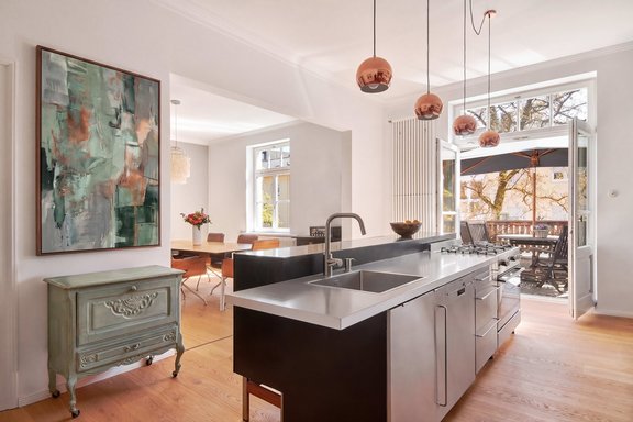 Generosity and abundance of light