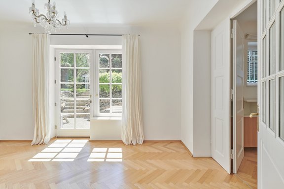 Stilvolles Gartengeschoss