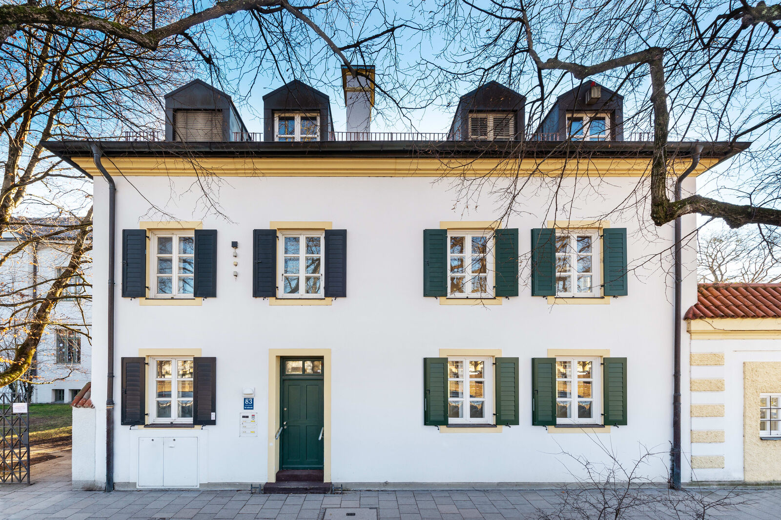 Bei der angebotenen Immobilie handelt es sich um eine historische Rarität von 1830