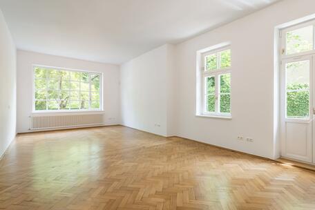 Historic villa with charming flair and ample space in a quiet location