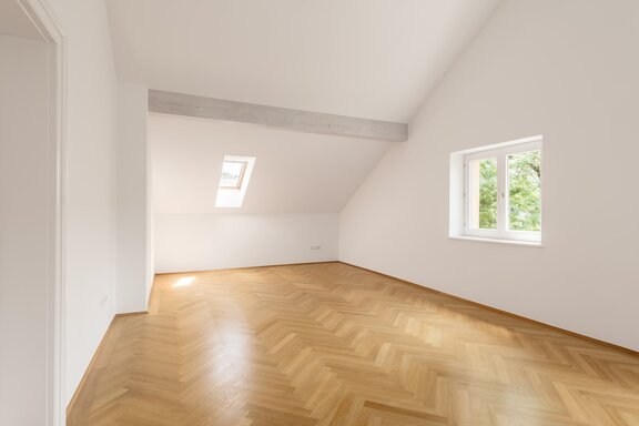 Schlafzimmer mit Bad en suite