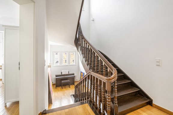 Historisches Eichen-Treppenhaus