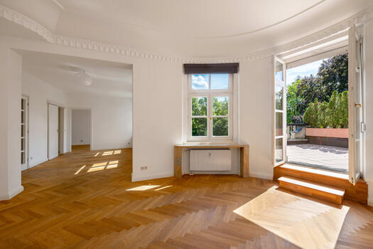 Living with charm and style