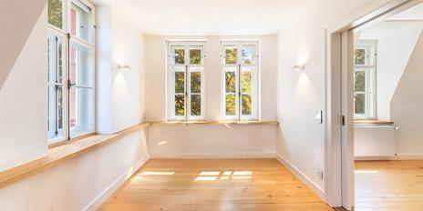 Historisches Juwel am Schlosskanal: Bezauberndes 2-Zimmer-Hideaway mit Traumblicken