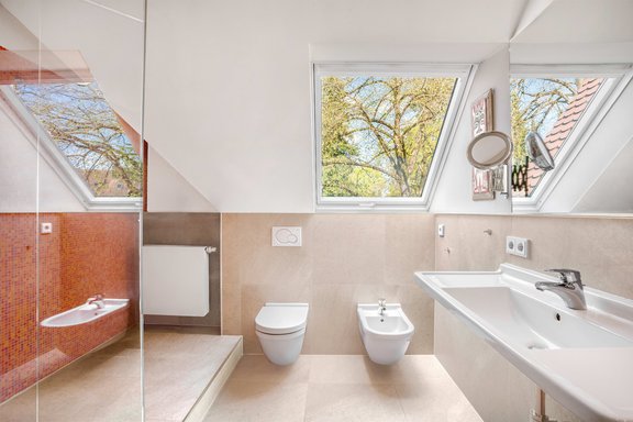 Bathroom renovated in 2012