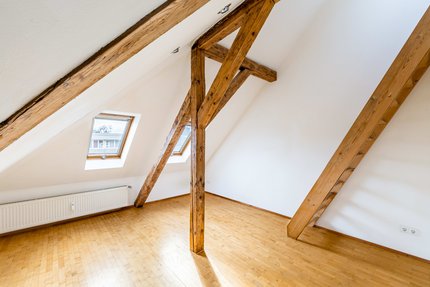 Originales Holzgebälk