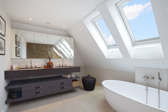 Spacious master bath