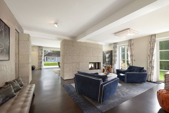 Lounge area in front of fireplace block