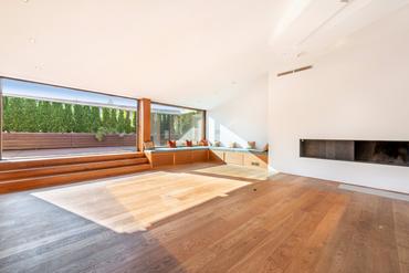 High-class 2.5 room penthouse with roof terrace