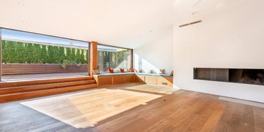 Hochkarätiges 2,5-Zimmer-Penthouse mit Dachterrasse