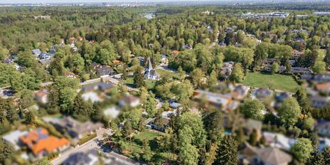 A prime building lot of 2,883 m² in a prestigious location