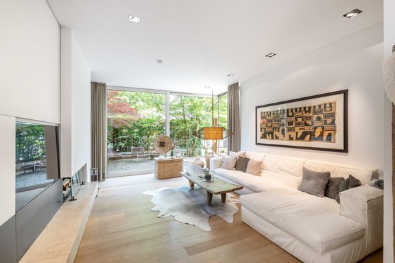 Transparenz und Modernität