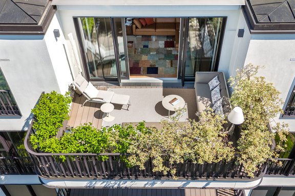 Westterrasse mit ca. 20 m²